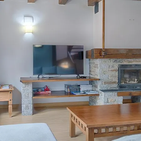 Chalet Saplan Real Estate Entecada Les Bordes