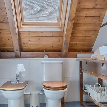 Saplan Real Estate Entecada * Les Bordes